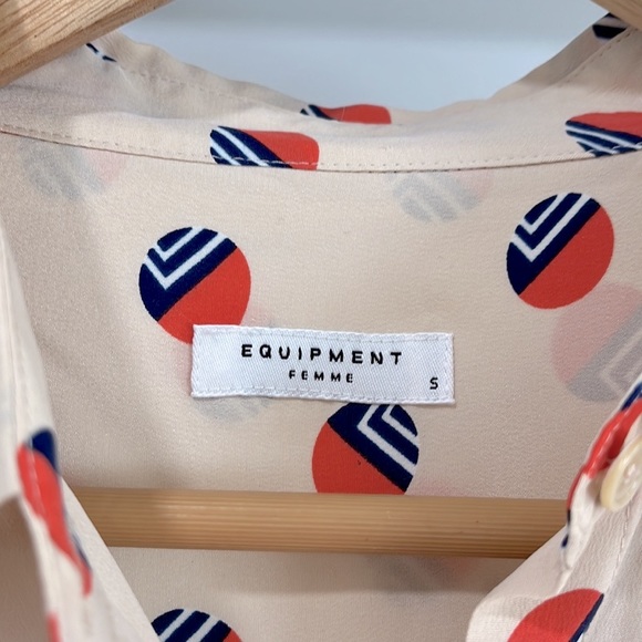 Equipment Silk Button Down Shirt, Size S - Picture 5 of 7